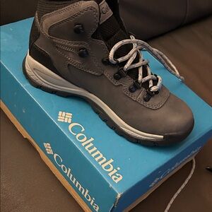 Columbia Charcoal Outdoor Boots